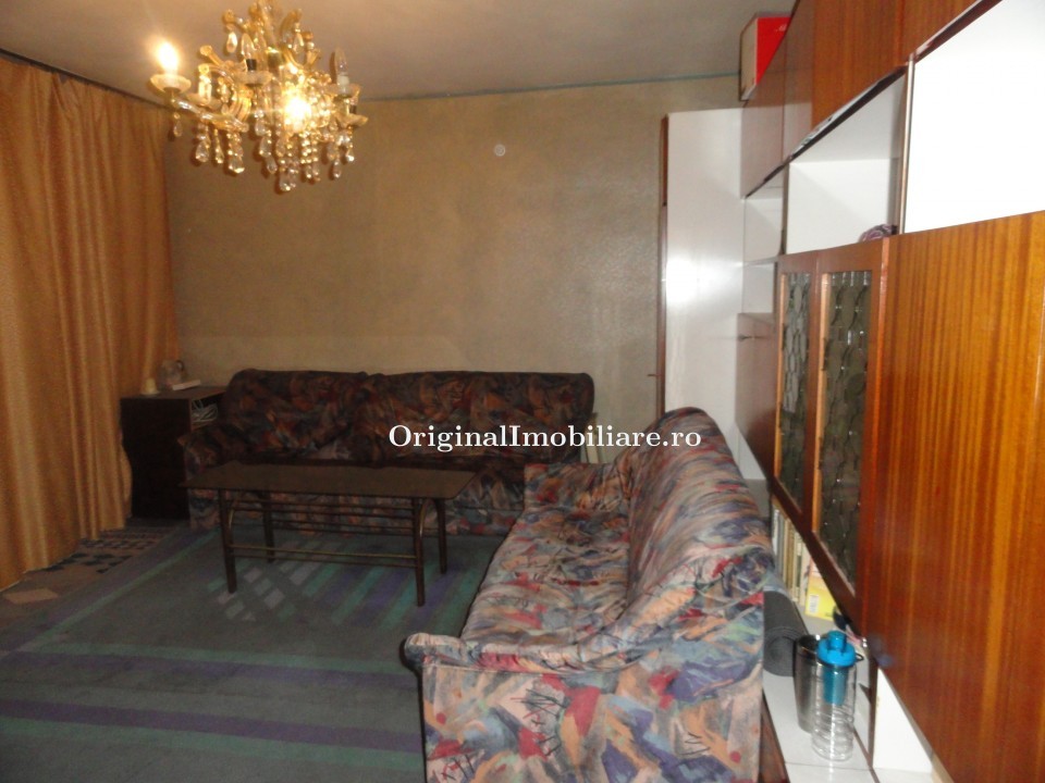 Apartament 3 camere confort 1, decomandat in Podgoria